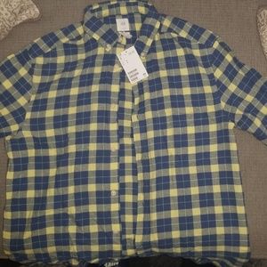 H and M shirt